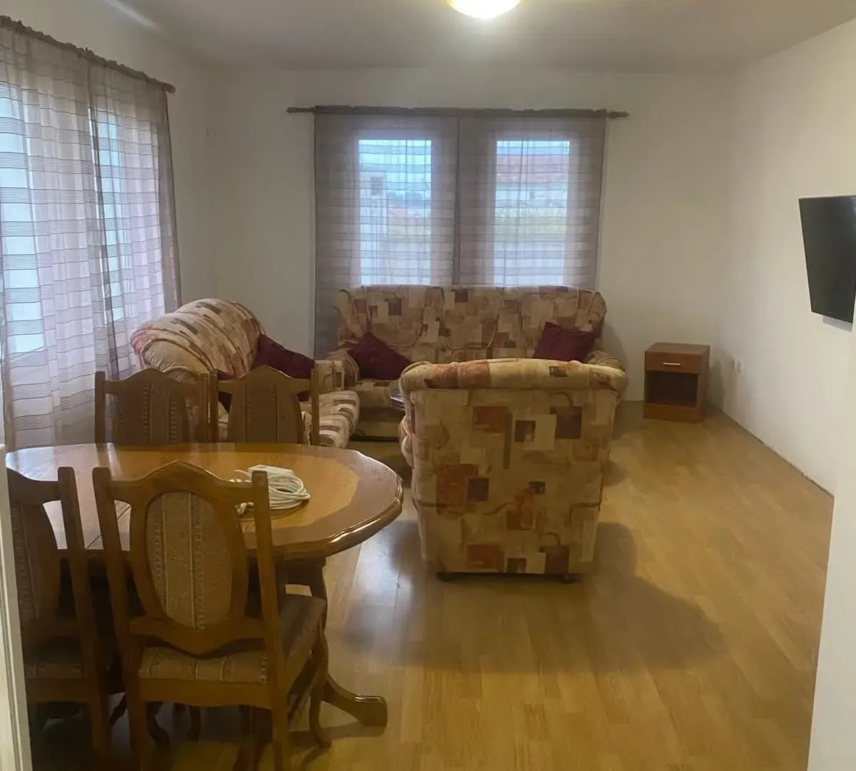 Rent, three bedroom apartment, 100m², Šušanj, Bar