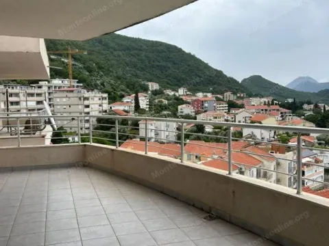 Sale, one bedroom apartment, 85m², Petrovac, Budva - image 3