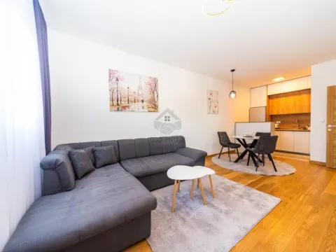 Izdavanje, jednosoban stan, 45m², New City, Podgorica - image 3