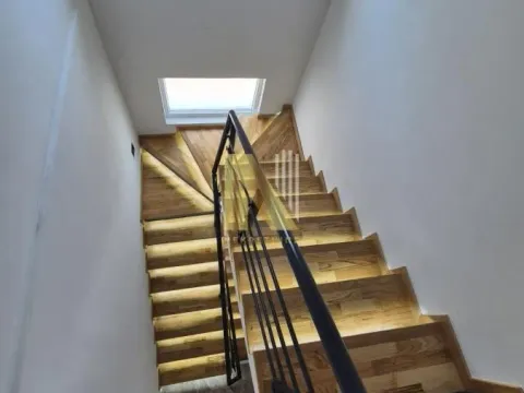 Prodaja, stan, 148m², Vidovdansko naselje, Novi Sad Sve Podlokacije - image 26