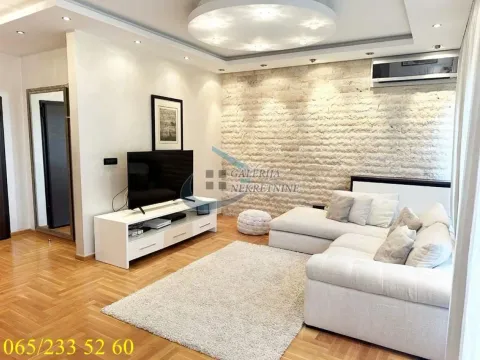 Rent, four bedroom apartment, 97m², Vračar Sve Podlokacije, Beograd - image 3