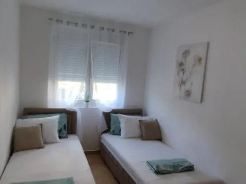 Izdavanje, jednosoban stan, 36m², Budva, Crna Gora - image 7