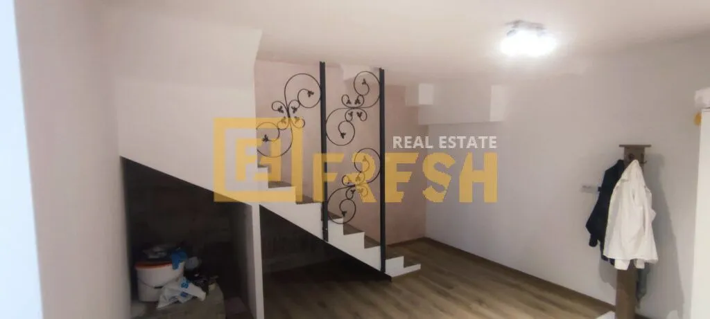 Prodaja, jednosoban stan, 45m², Malo Brdo, Podgorica