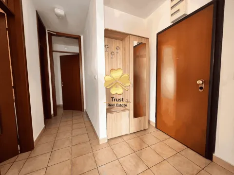 Izdavanje, dvosoban stan, 80m², Stari Aerodrom, Podgorica - image 7