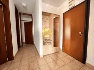 Izdavanje, dvosoban stan, 80m², Stari Aerodrom, Podgorica - image 7