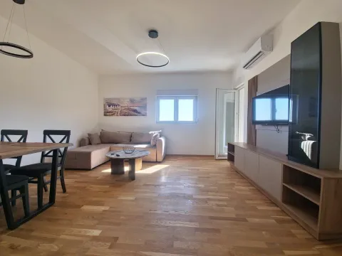 Rent, two bedroom apartment, 58m², Bečići, Budva - image 10