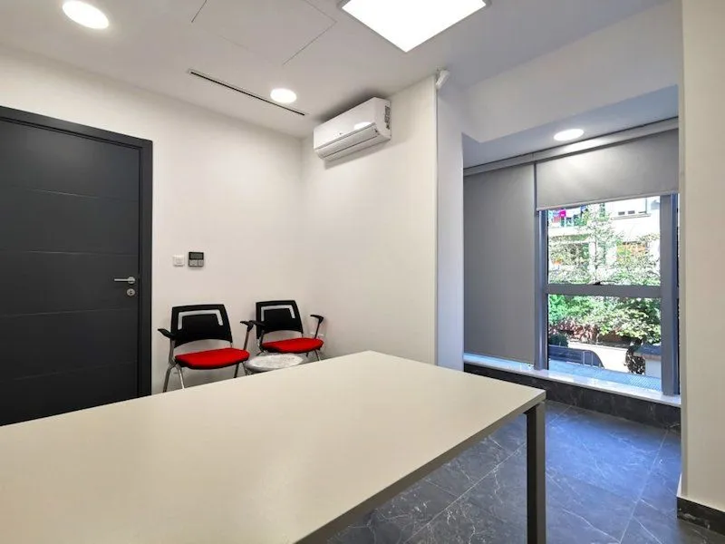 Rent, office space, 77m², Centar, Podgorica