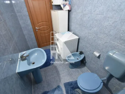 Rent, one bedroom apartment, 70m², Konik, Podgorica - image 9