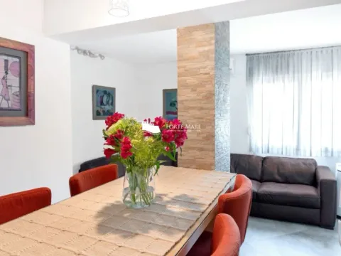 Prodaja, dvosoban stan, 55m², Tivat, Crna Gora - image 9