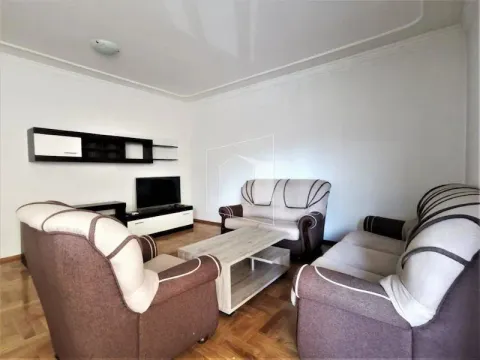 Rent, three bedroom apartment, 88m², Stari Aerodrom, Podgorica - image 2