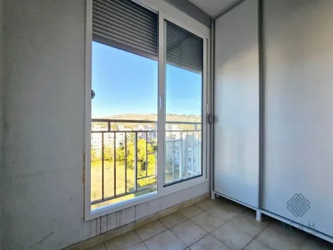 Izdavanje, jednosoban stan, 46m², Blok 6, Podgorica - image 10