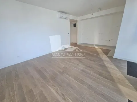Prodaja, četvorosoban stan, 115m², Savski Venac, Beograd - image 3