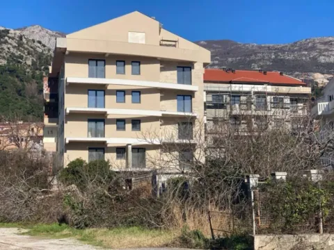 Sale, one bedroom apartment, 51m², Podmaine, Budva - image 2