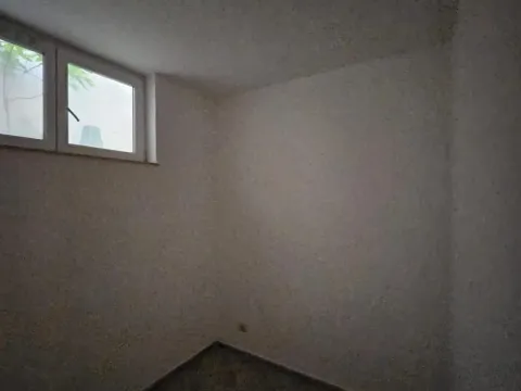 Izdavanje, poslovni prostor, 114m², Slavujev Venac, Zvezdara Sve Podlokacije - image 12