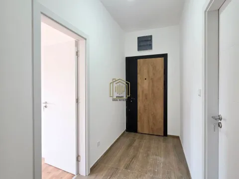 Izdavanje, jednosoban stan, 64m², Tološi, Podgorica - image 8