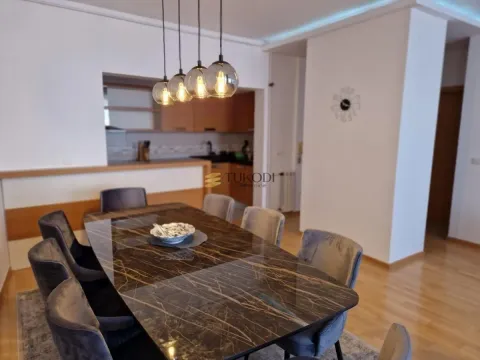 Izdavanje, trosoban stan, 85m², Stari Grad, Beograd - image 7