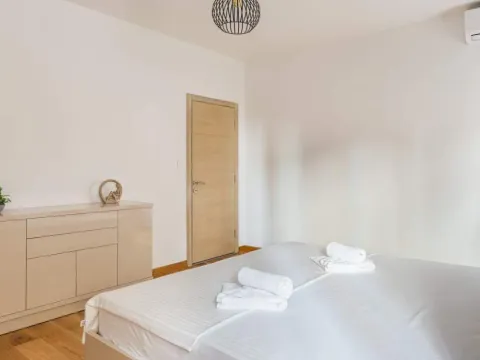 Prodaja, jednosoban stan, 87m², Pržno, Budva - image 5