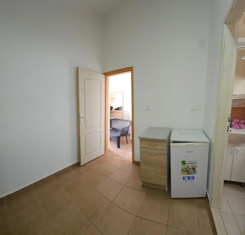 Rent, one bedroom apartment, 40m², Šušanj, Bar