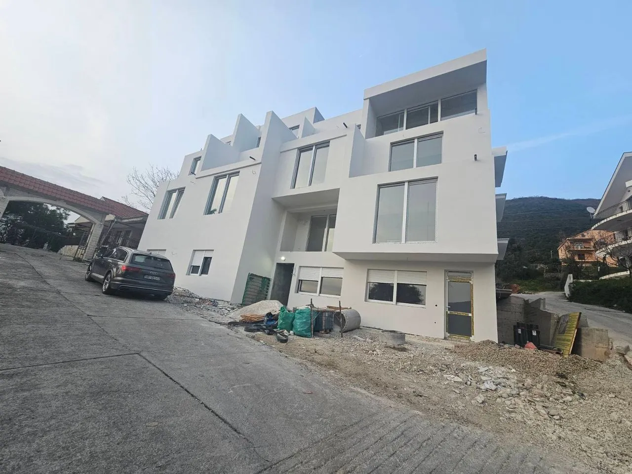 Prodaja, dvosoban stan, 60m², Kumbor, Herceg Novi
