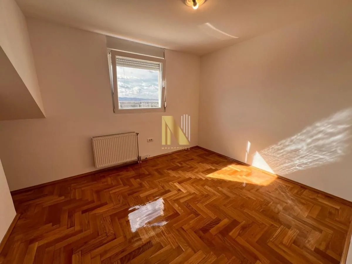 Prodaja, četvorosoban stan, 117m², Bulevar Evrope, Novi Sad Sve Podlokacije