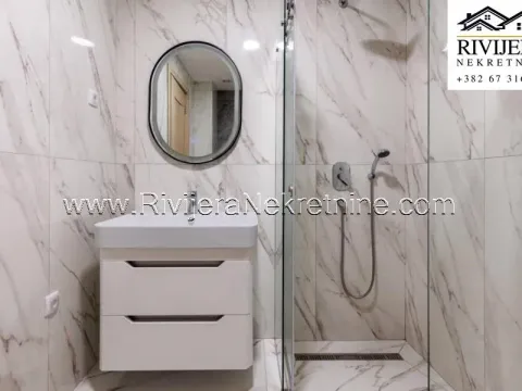 Sale, one bedroom apartment, 49m², Bečići, Budva - image 9