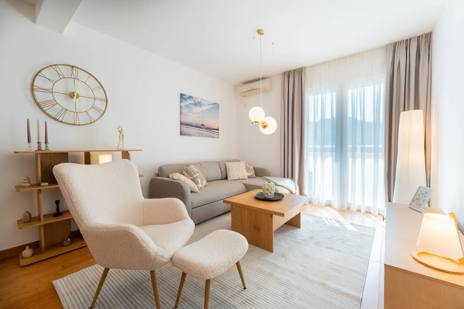 Prodaja, dvosoban stan, 68m², Pržno, Budva