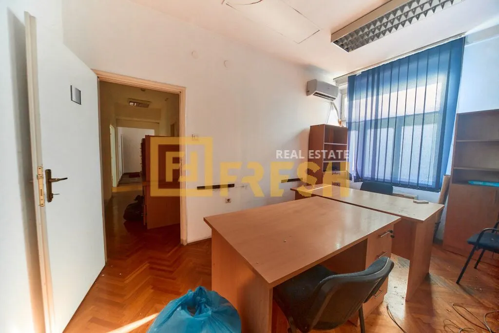 Rent, office space, 345m², Centar, Podgorica