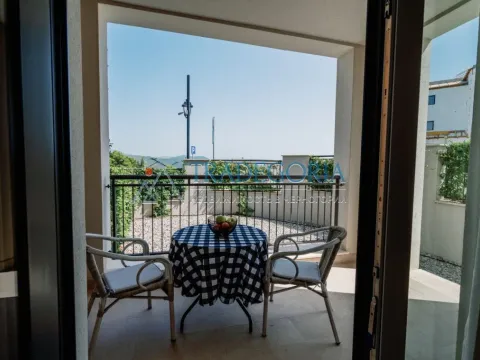 Sale, two bedroom apartment, 85m², Radovići, Tivat