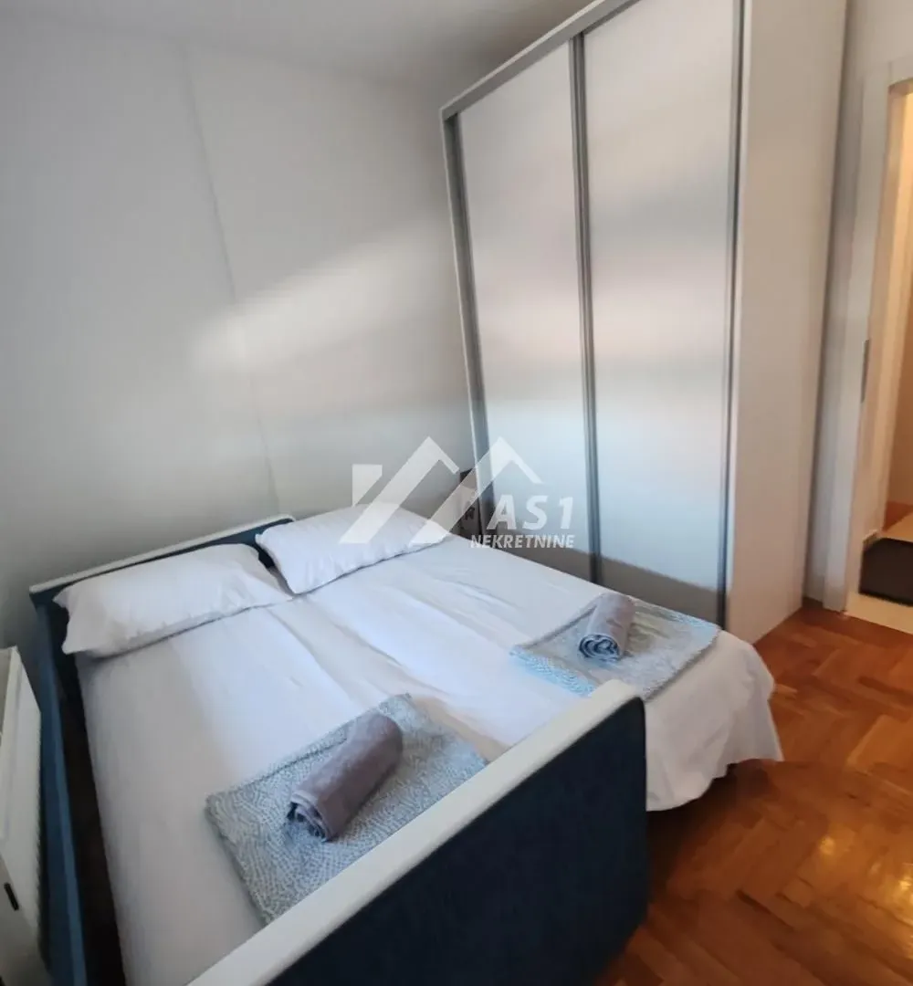 Prodaja, jednosoban stan, 36m², Bulevar patrijarha Pavla, Novi Sad Sve Podlokacije