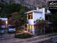 Prodaja, kuća, 260m², Orahovac, Kotor - image 1