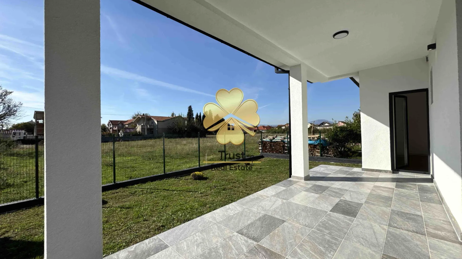 Rent, house, 170m², Murtovina, Podgorica