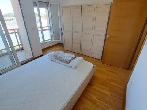 Rent, two bedroom apartment, 68m², City Kvart, Podgorica - image 6