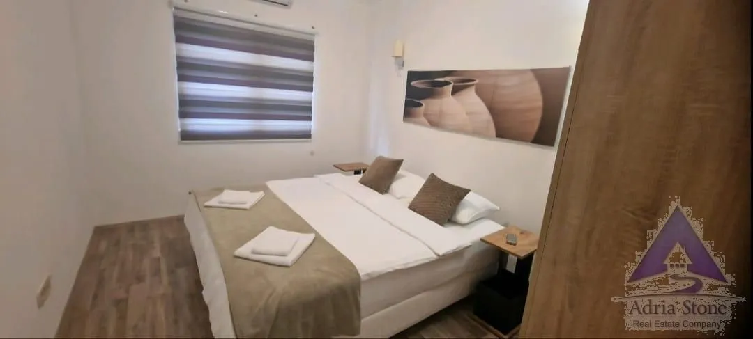 Prodaja, dvosoban stan, 82m², Prčanj, Kotor