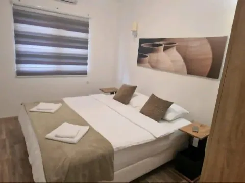 Prodaja, dvosoban stan, 82m², Prčanj, Kotor - image 5