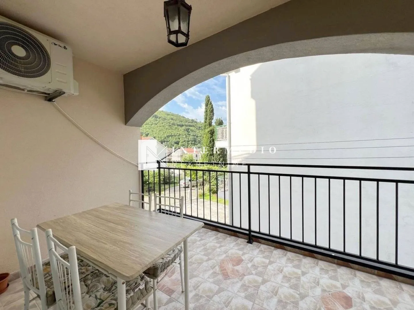 Izdavanje, garsonjera, 35m², Zelenika, Herceg Novi