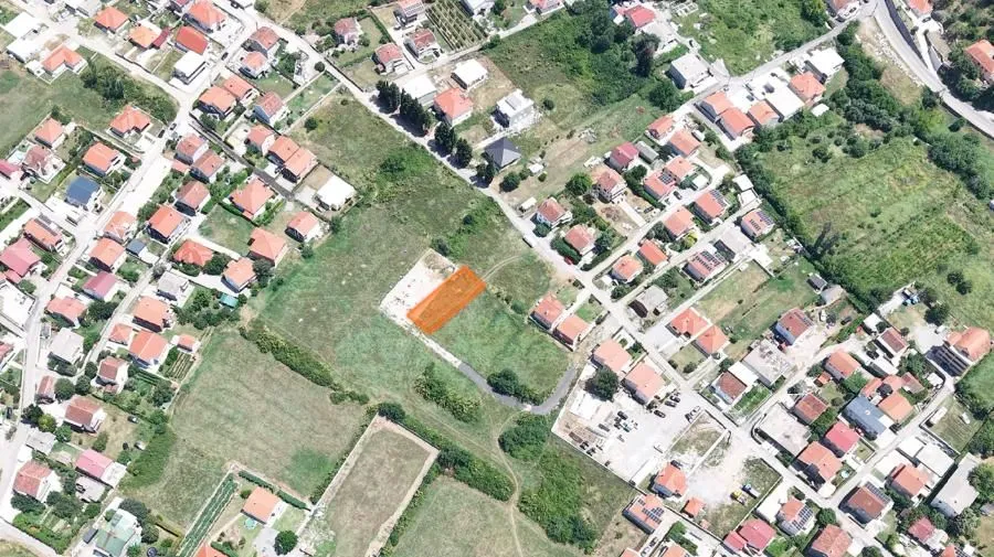 Prodaja, plac, 575m², Masline, Podgorica