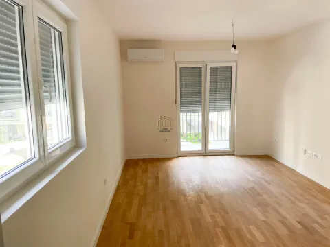 Rent, one bedroom apartment, 40m², Zabjelo, Podgorica - image 1