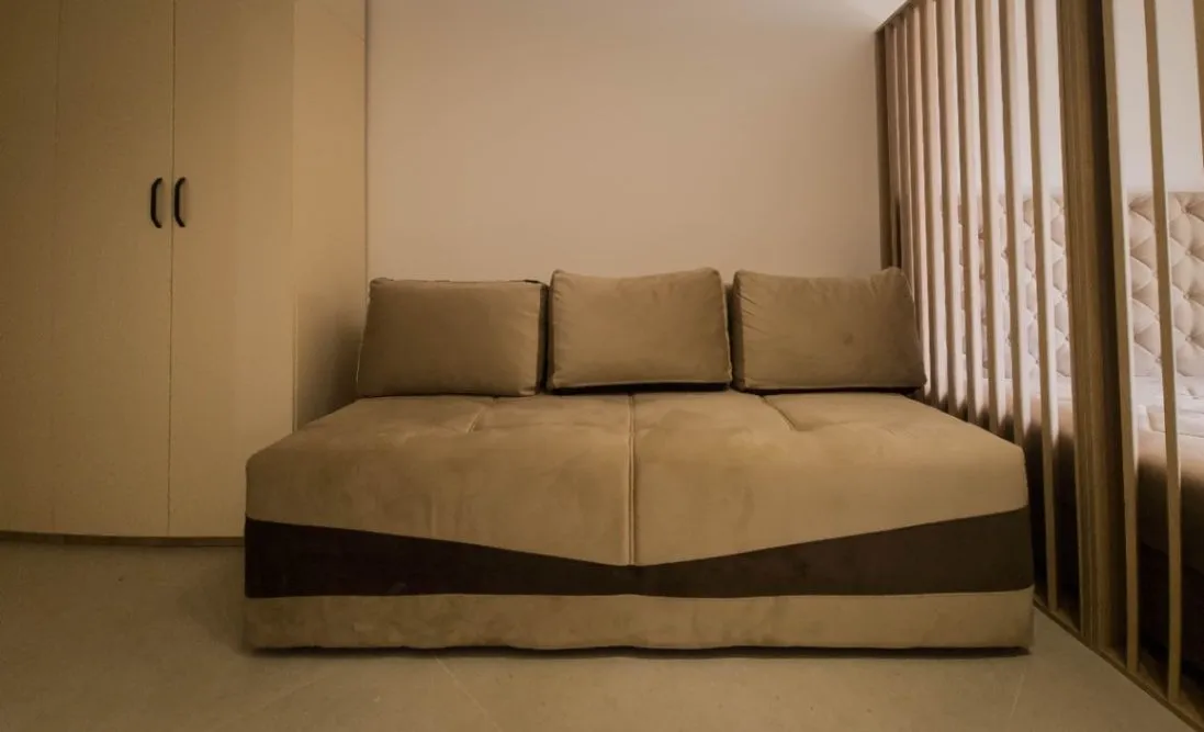 Izdavanje, jednosoban stan, 38m², Sveta Vrača, Kotor