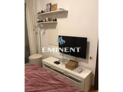 Izdavanje, četvorosoban stan, 100m², Crveni Krst, Beograd - image 10