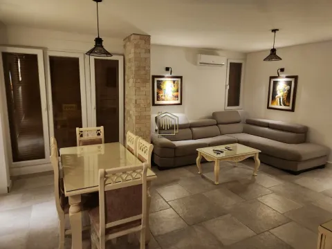 Izdavanje, jednosoban stan, 60m², Blok 5, Podgorica - image 2