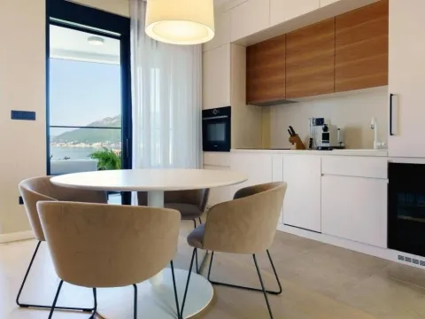 Sale, two bedroom apartment, 160m², Donja Lastva, Tivat - image 4