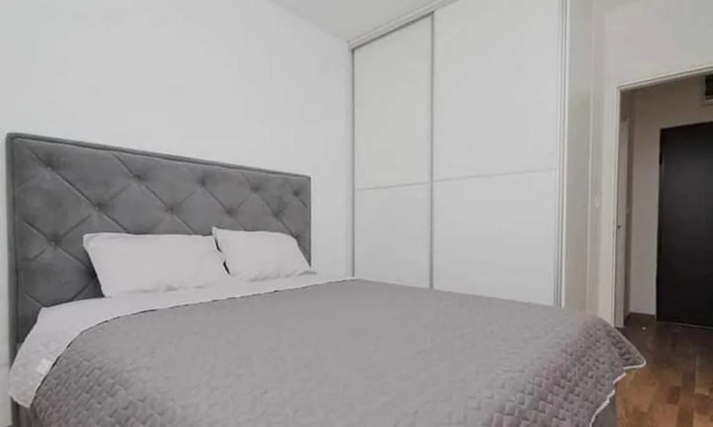 Izdavanje, jednosoban stan, 47m², City Kej, Podgorica