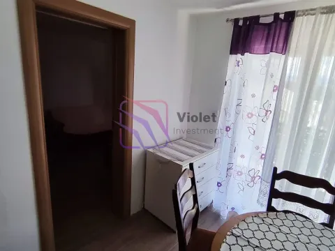 Rent, two bedroom apartment, 80m², Malo Brdo, Podgorica - image 8