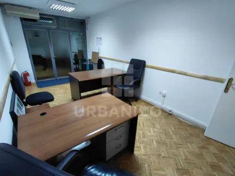 Rent, studio apartment, 20m², Blok 5, Podgorica - image 2
