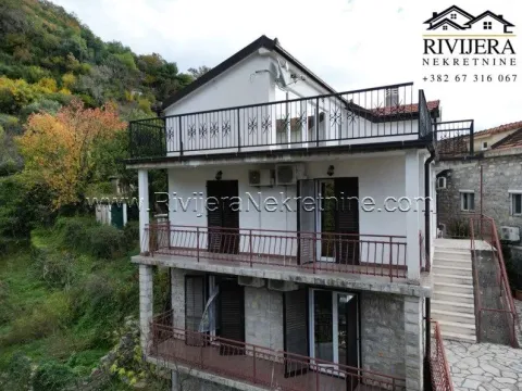 Prodaja, kuća, 150m², Baošići, Herceg Novi - image 1