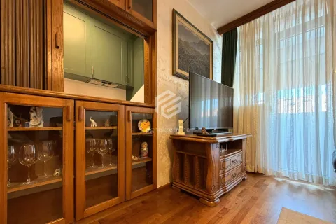 Izdavanje, dvosoban stan, 74m², Preko Morače, Podgorica - image 2