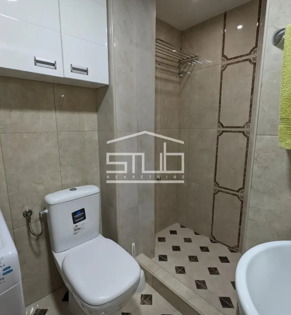 Izdavanje, trosoban stan, 71m², Autokomanda, Voždovac Sve Podlokacije
