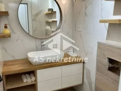 Izdavanje, dvosoban stan, 55m², Stari Grad, Beograd - image 17