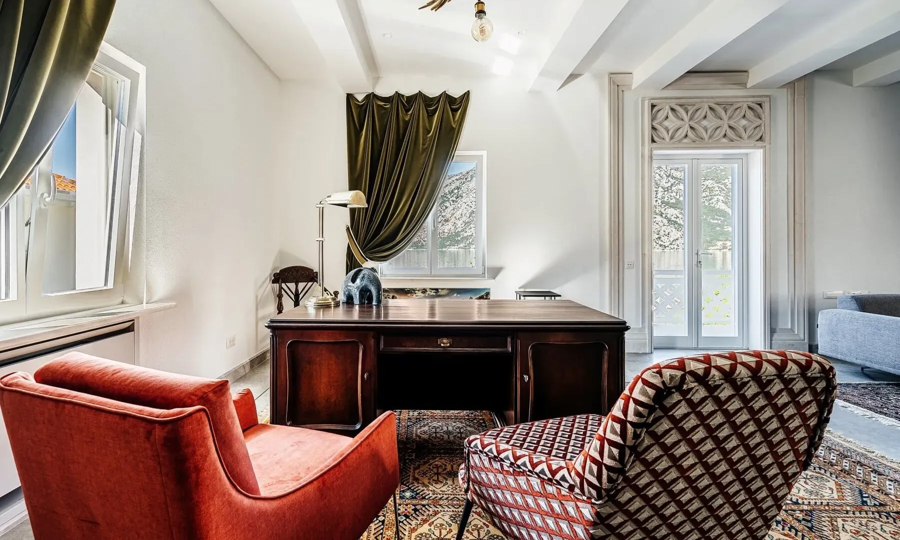 Rent, house, 491m², Ljuta, Kotor