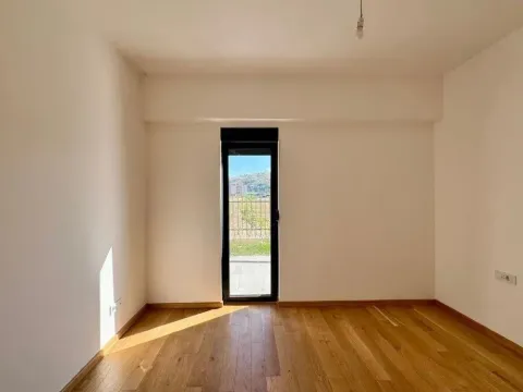 Sale, three bedroom apartment, 150m², Zabjelo, Podgorica - image 2
